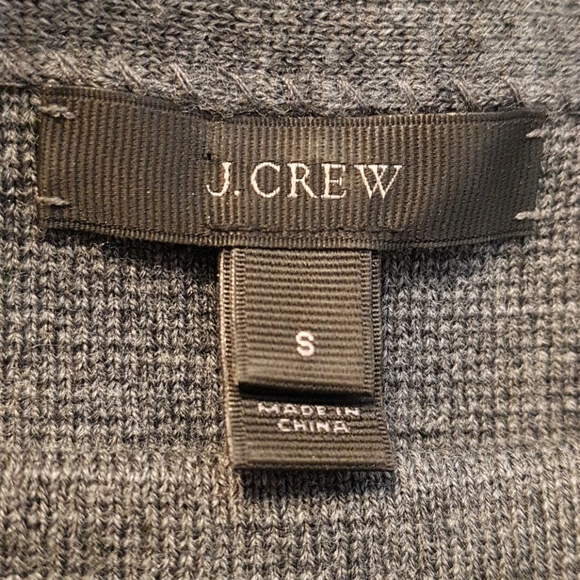 J. Crew- Oversized 100% Merino Wool Sweater - Picture 7 of 8